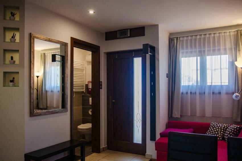 Titi Classic & Trendy Apartman Buk Exterior photo