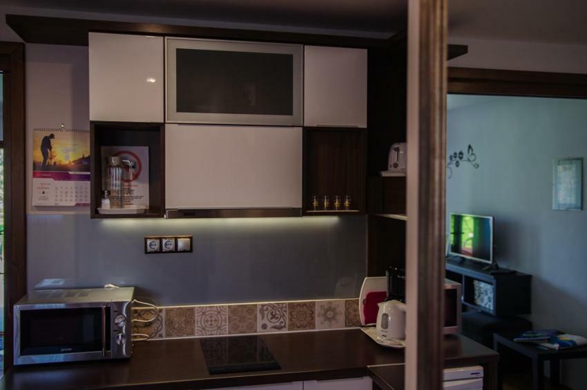 Titi Classic & Trendy Apartman Buk Exterior photo